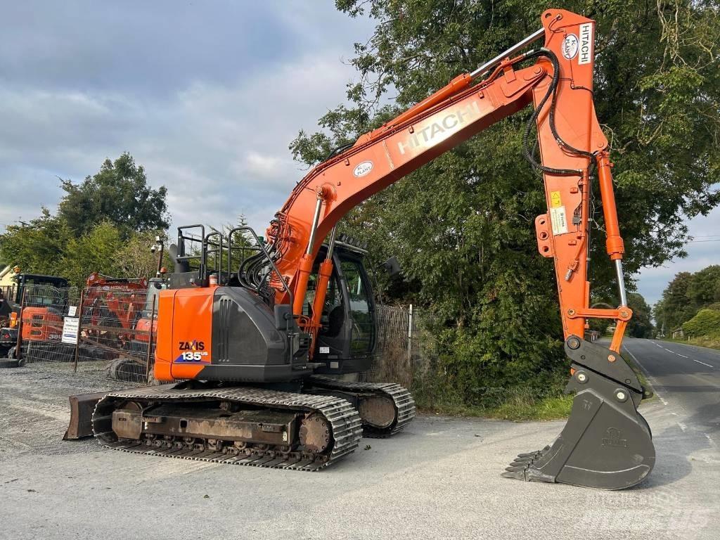Hitachi ZX 135 US-6 Roomikekskavaatorid