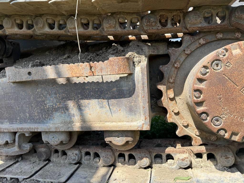 Komatsu PC 210 NLC-8 Roomikekskavaatorid