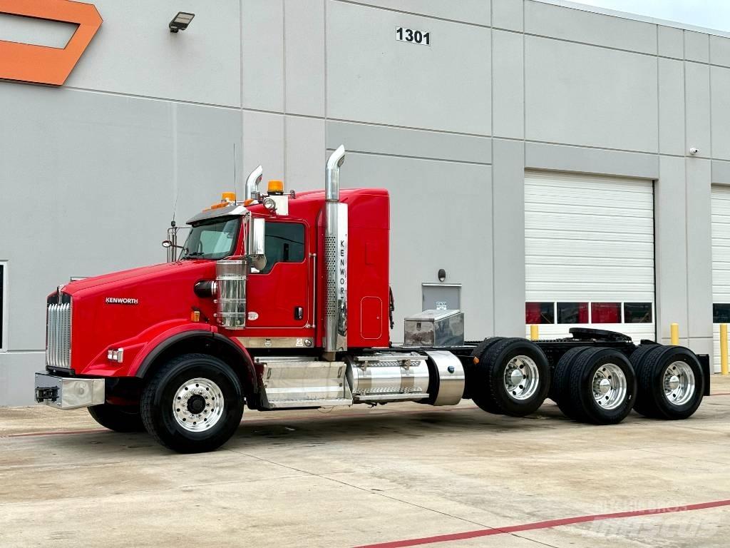 Kenworth T 800 Sadulveokid