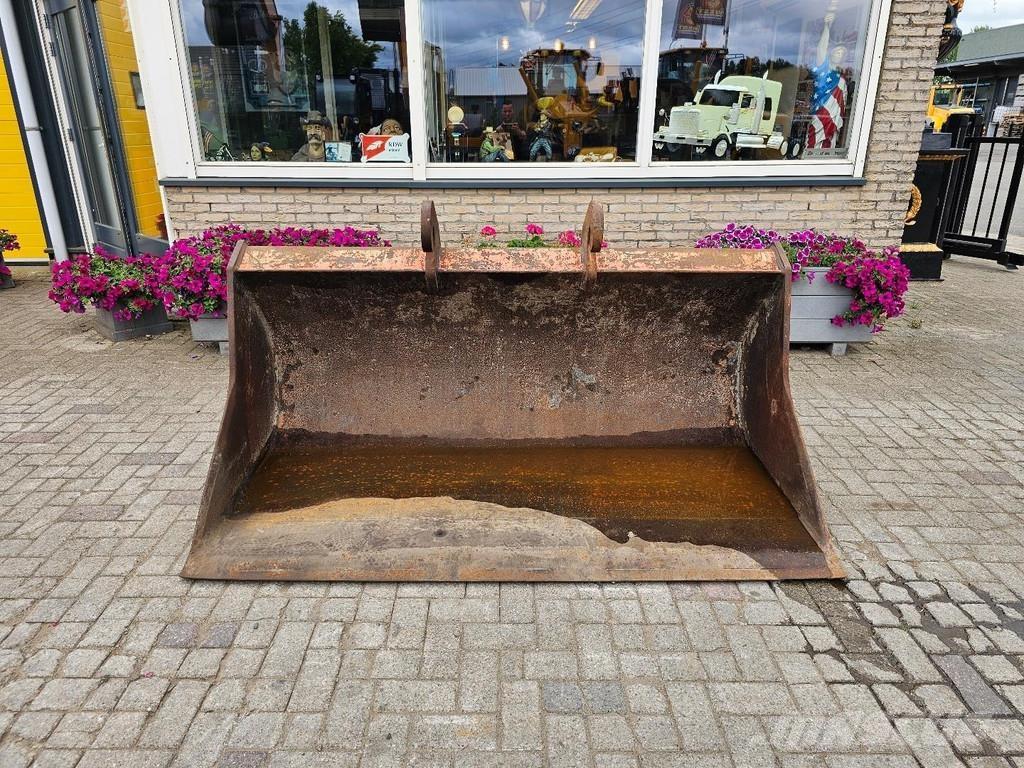  Onbekend Slotenbak Kopad