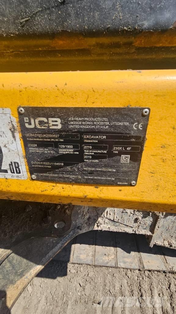 JCB 210 Roomikekskavaatorid