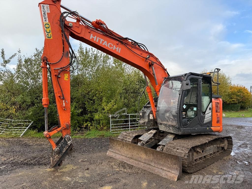 Hitachi ZX 135 US-6 Roomikekskavaatorid