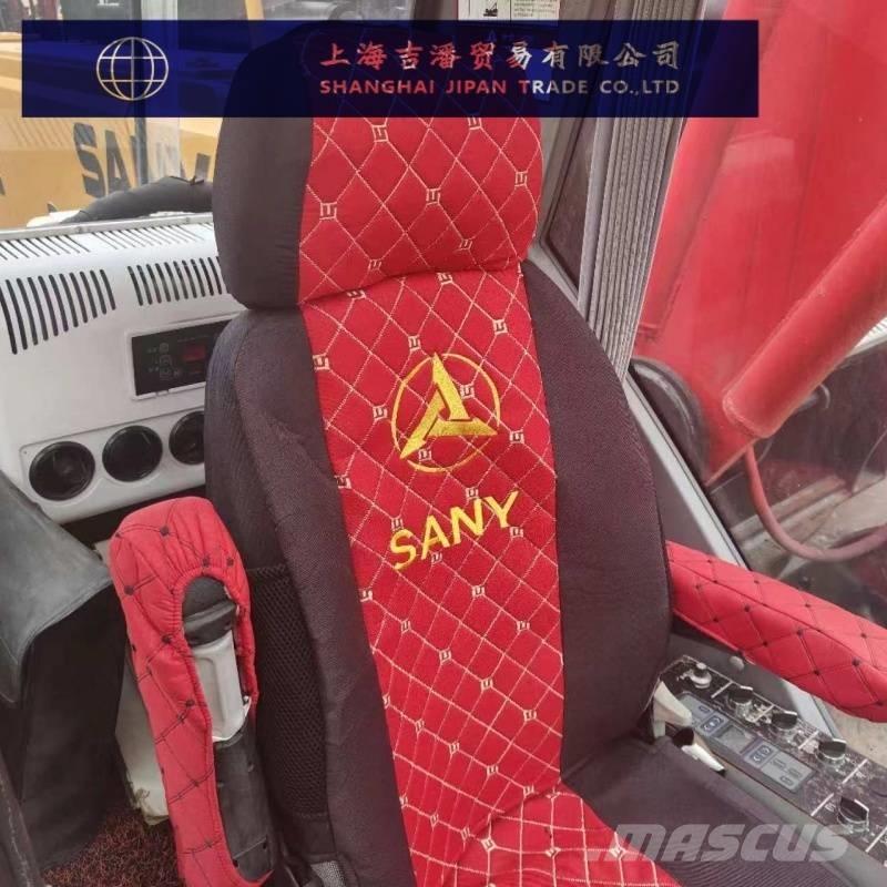 Sany SCC2000A Roomikkraanad