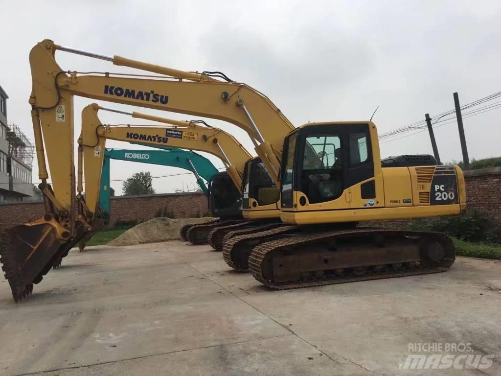 Komatsu pc200-8 Roomikekskavaatorid