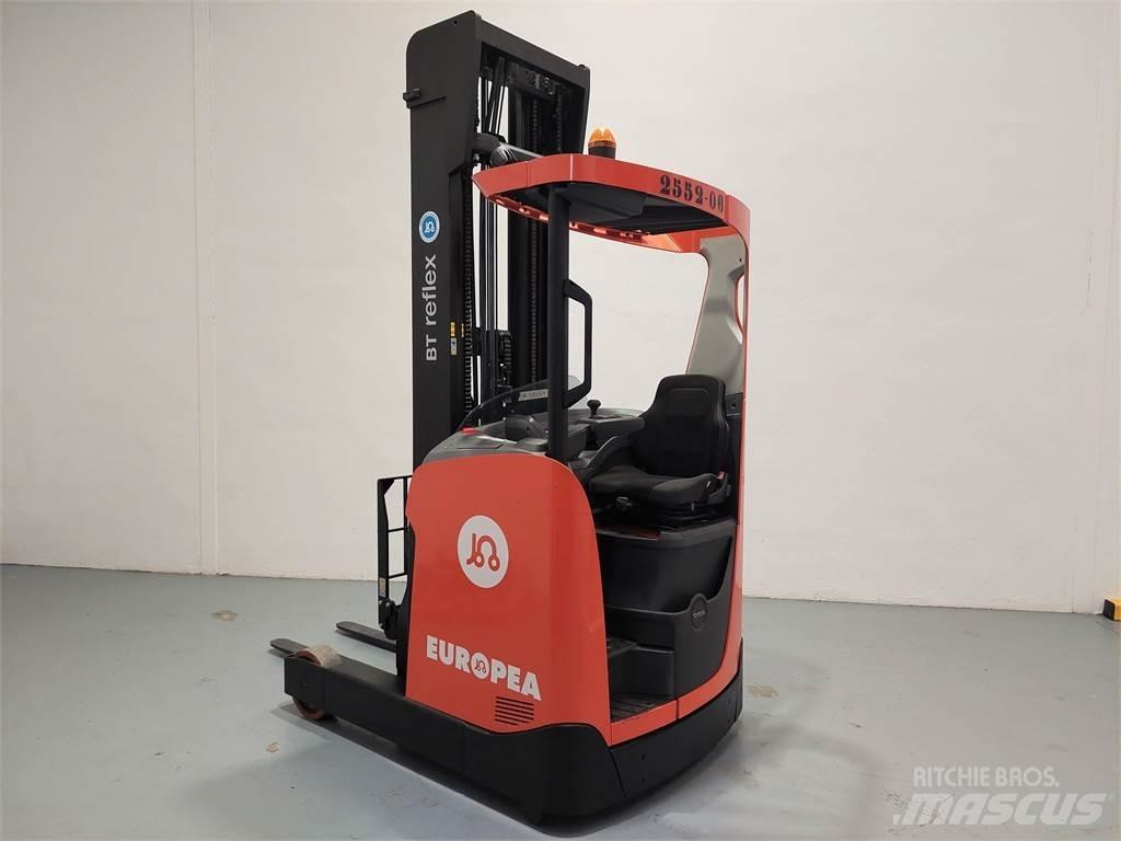 BT RRE 140 HC Lükandmastiga tõstukid
