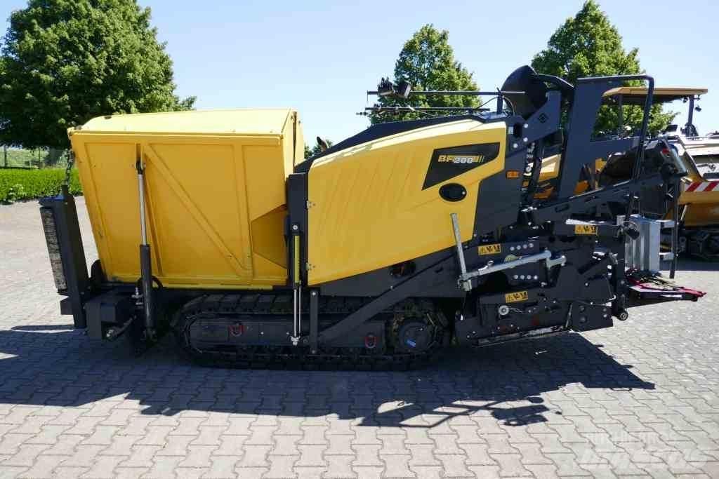Bomag BF 200 C-2 Väikesed asfaldimasinad