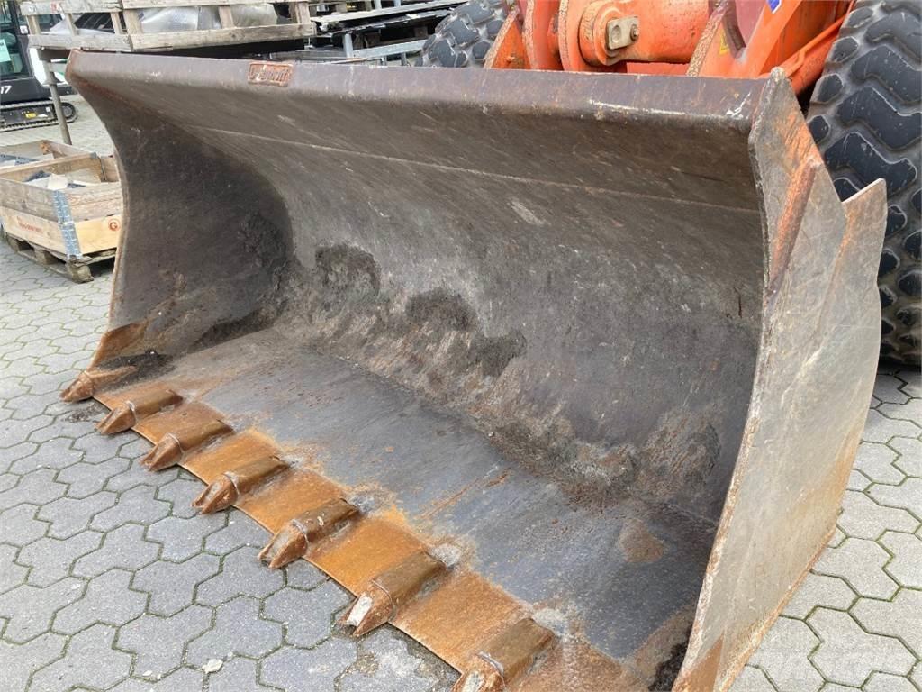 Fiat-Hitachi W 190 Rataslaadurid