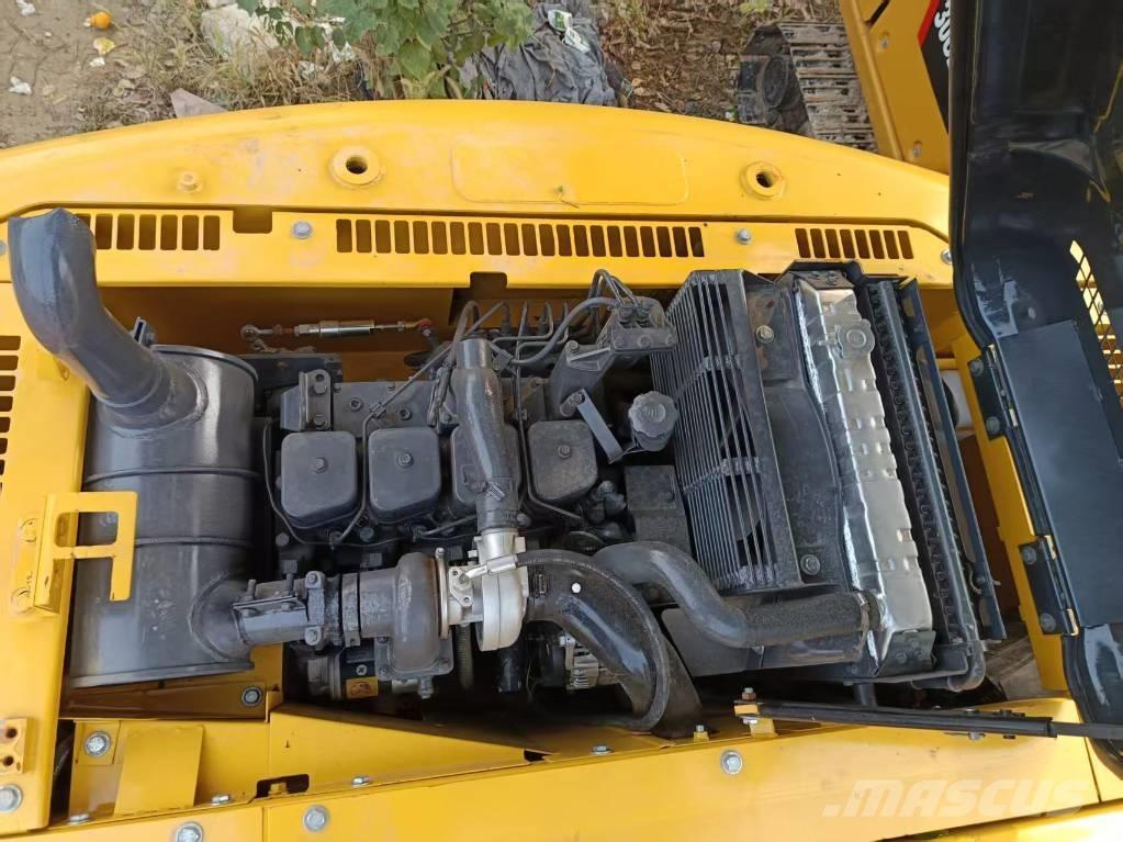 Komatsu PC 120 Roomikekskavaatorid