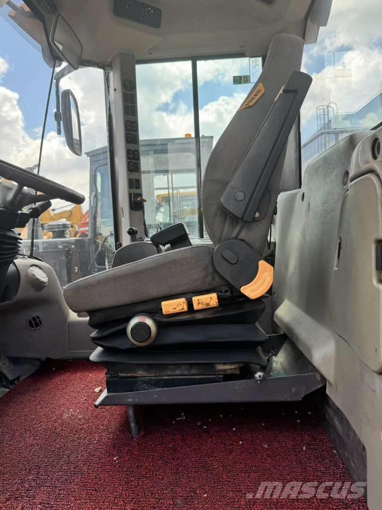 Volvo L 105 Rataslaadurid