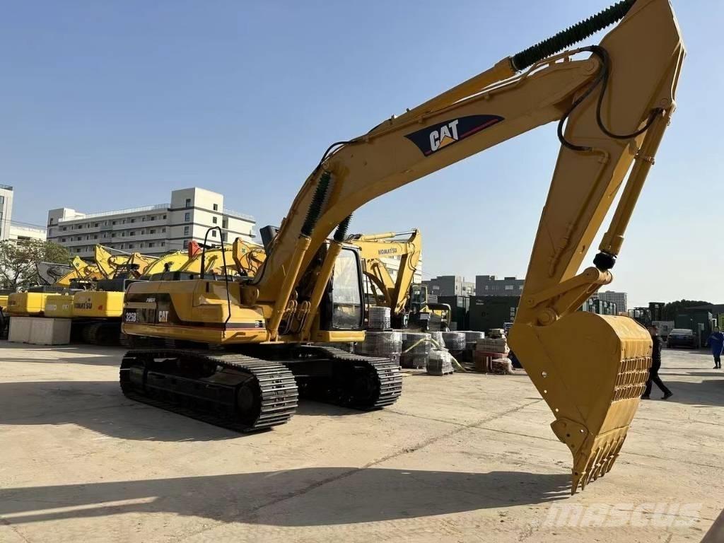 CAT 325 B L Roomikekskavaatorid