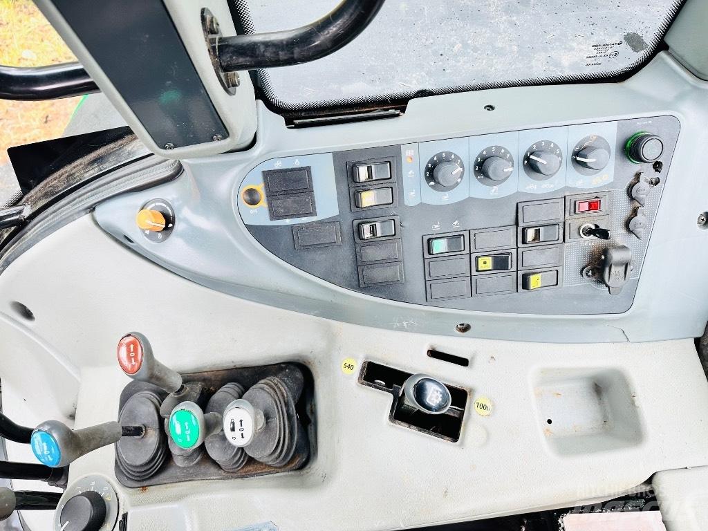 Valtra T 131 Traktorid