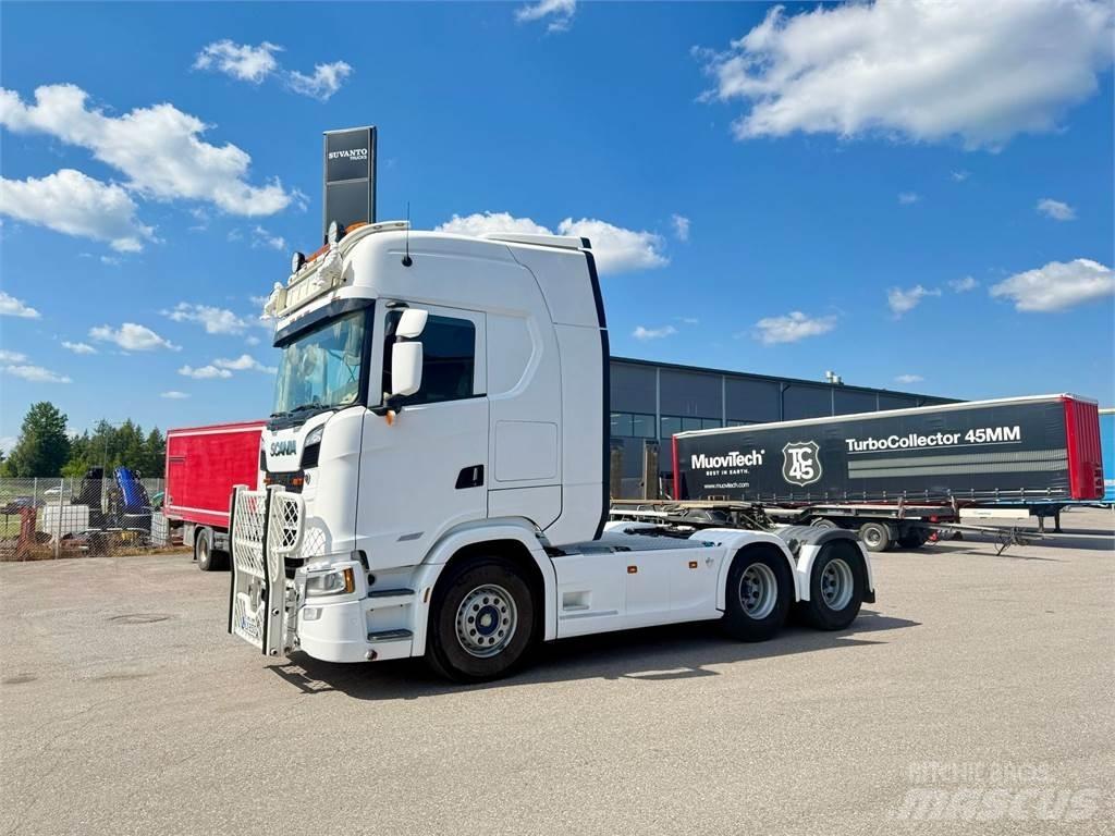 Scania S580 6x4 Sadulveokid