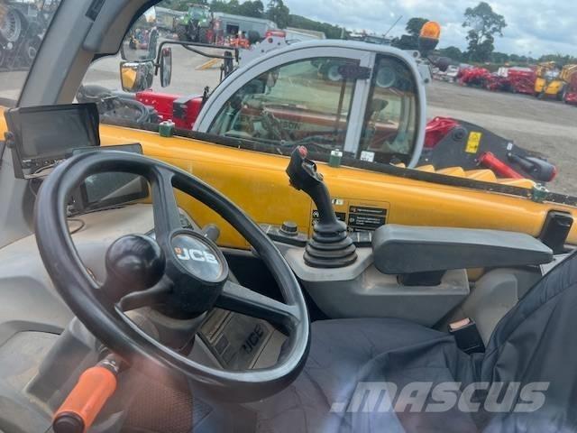 JCB 538-60 Põllumajanduslikud teleskoopkäitlejad