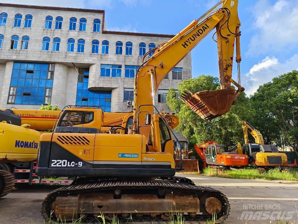 Hyundai R 220LC-9S Roomikekskavaatorid