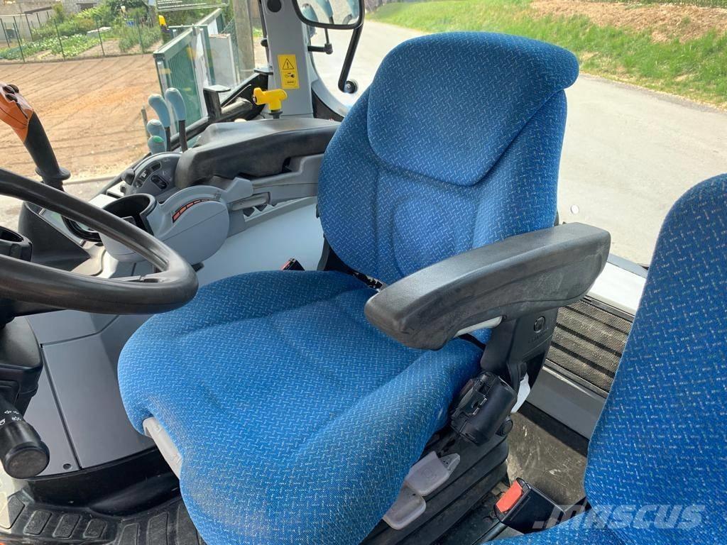 New Holland T 7.210 Traktorid