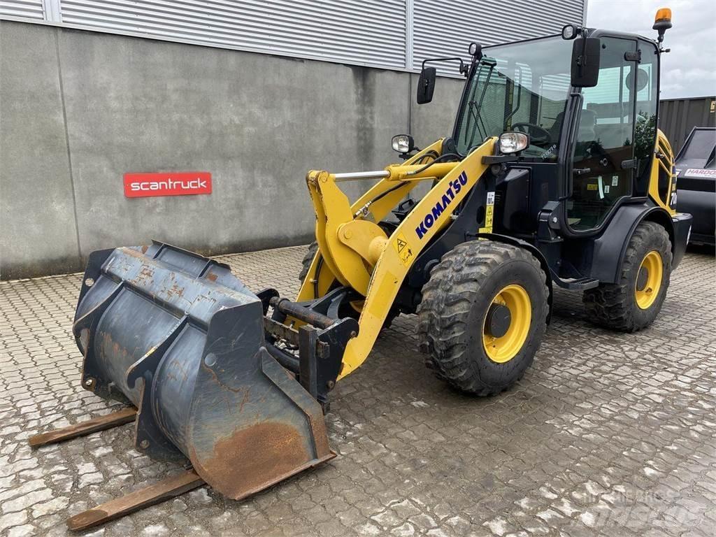 Komatsu WA70M-8EO Mitmeotstarbelised laadurid
