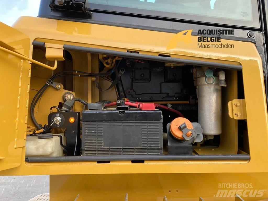 CAT D 6 K 2 LGP Buldooserid