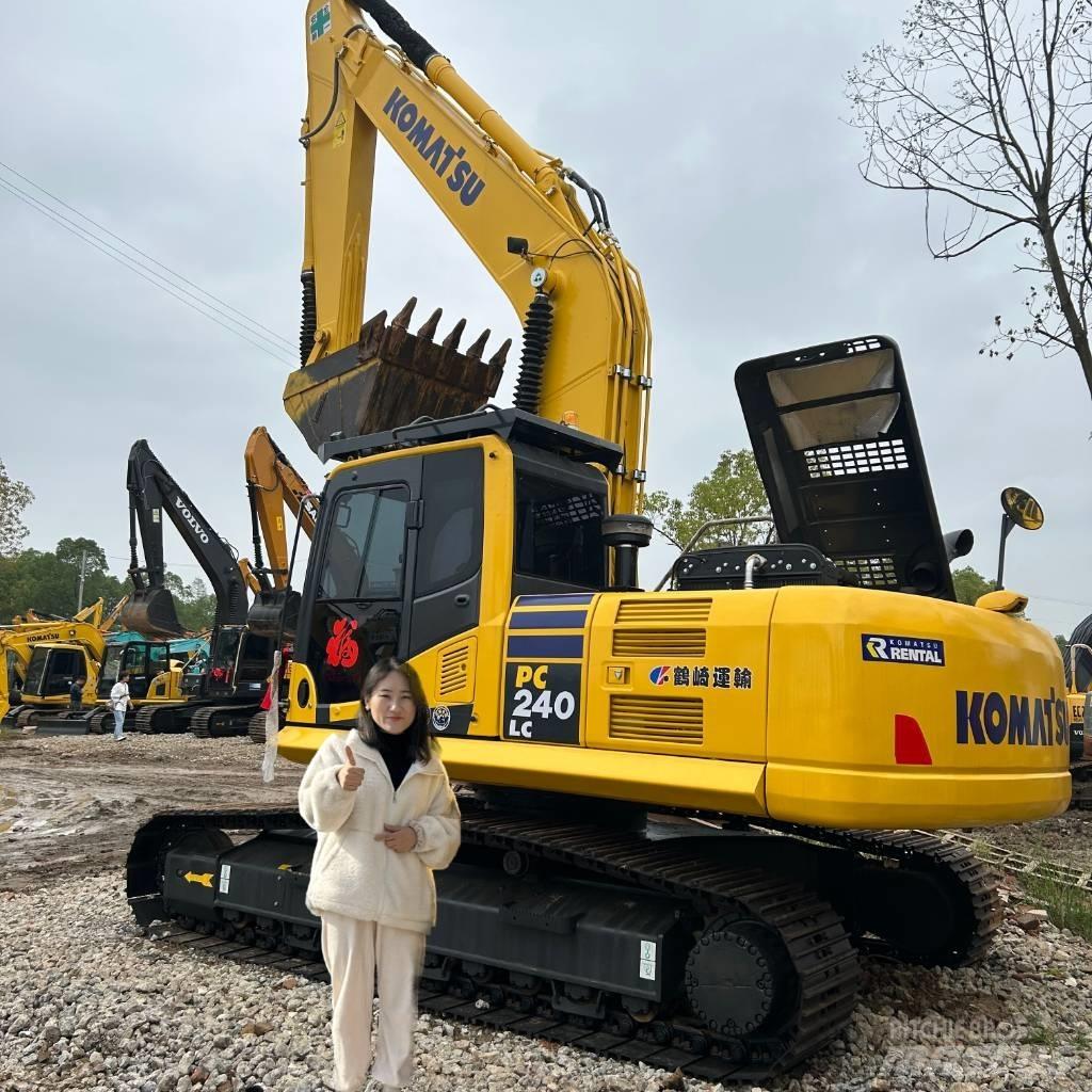 Komatsu PC 240 LC Roomikekskavaatorid