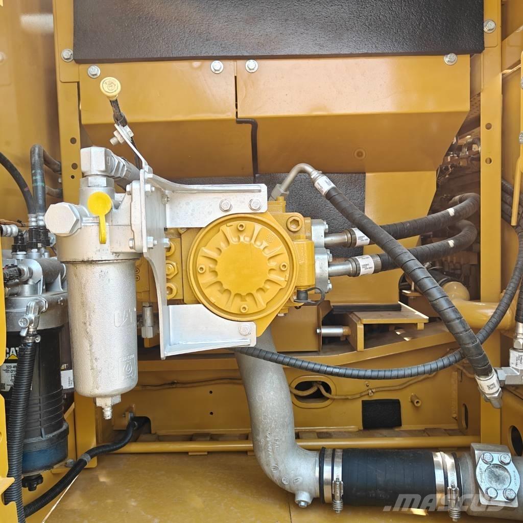 CAT 330GC Roomikekskavaatorid