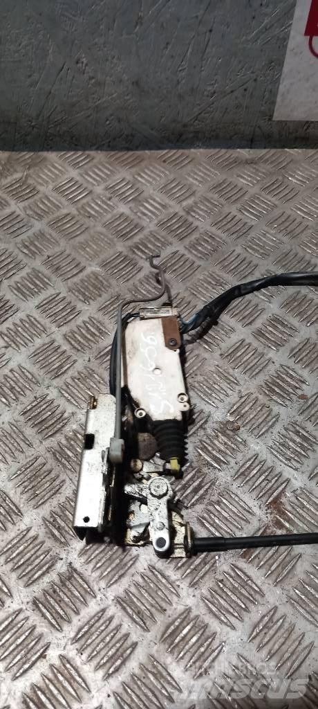 Scania R 440   1889267 Kabiinid