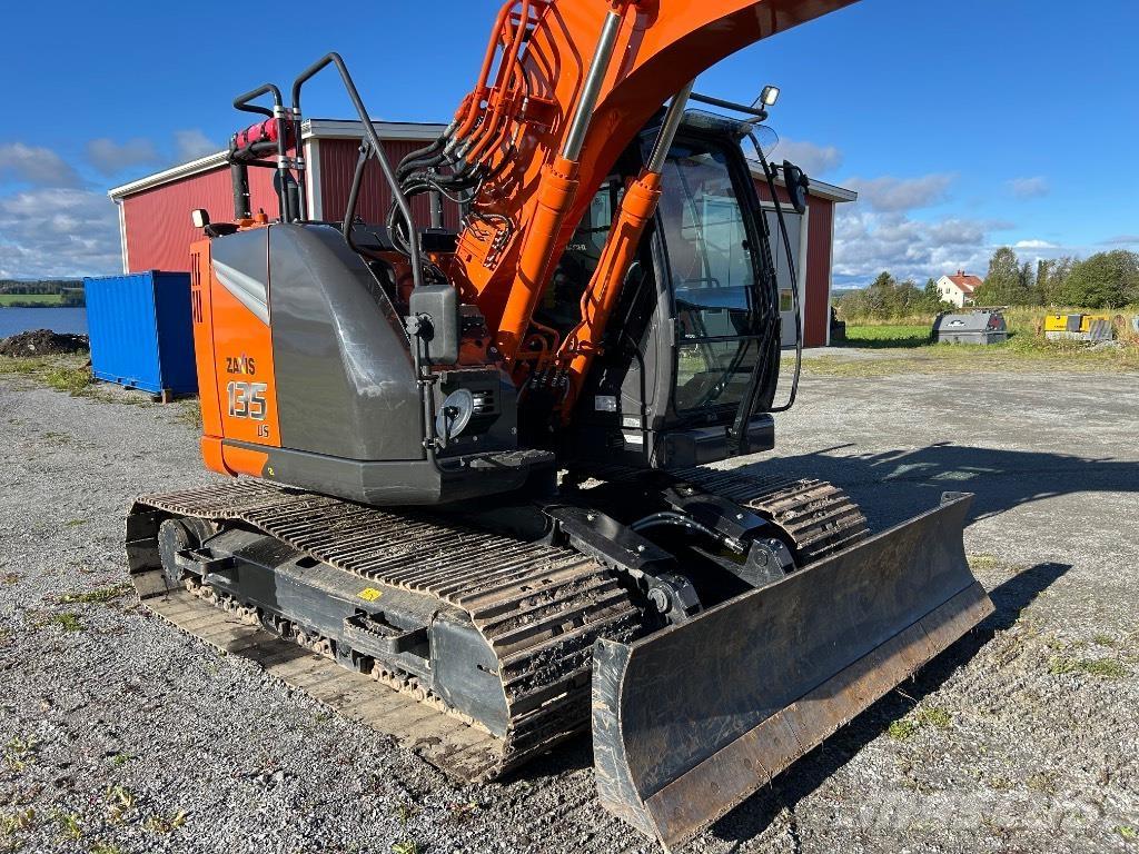 Hitachi ZX 135 US-7 Roomikekskavaatorid