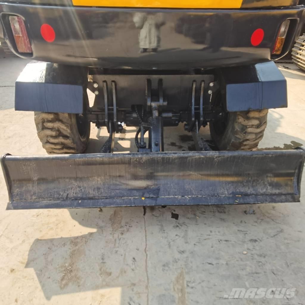 Hyundai R60W-9 Ratasekskavaatorid