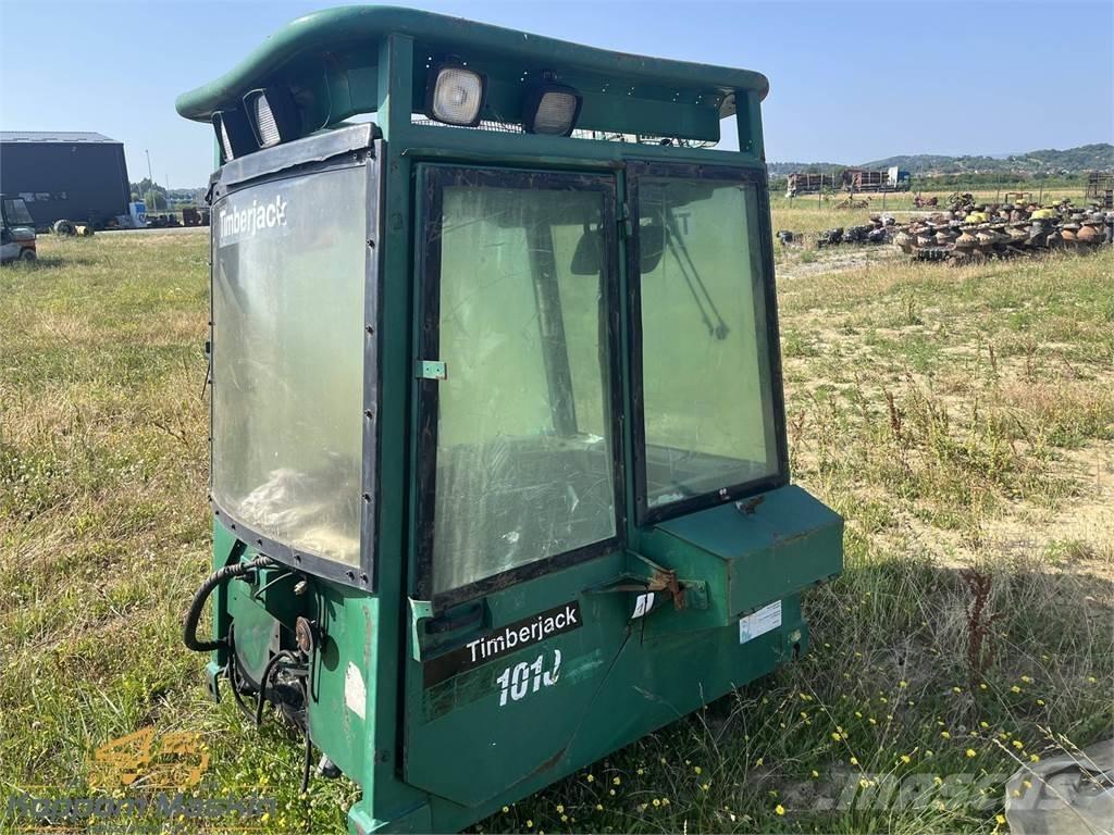 Timberjack 1010 Kabiinid