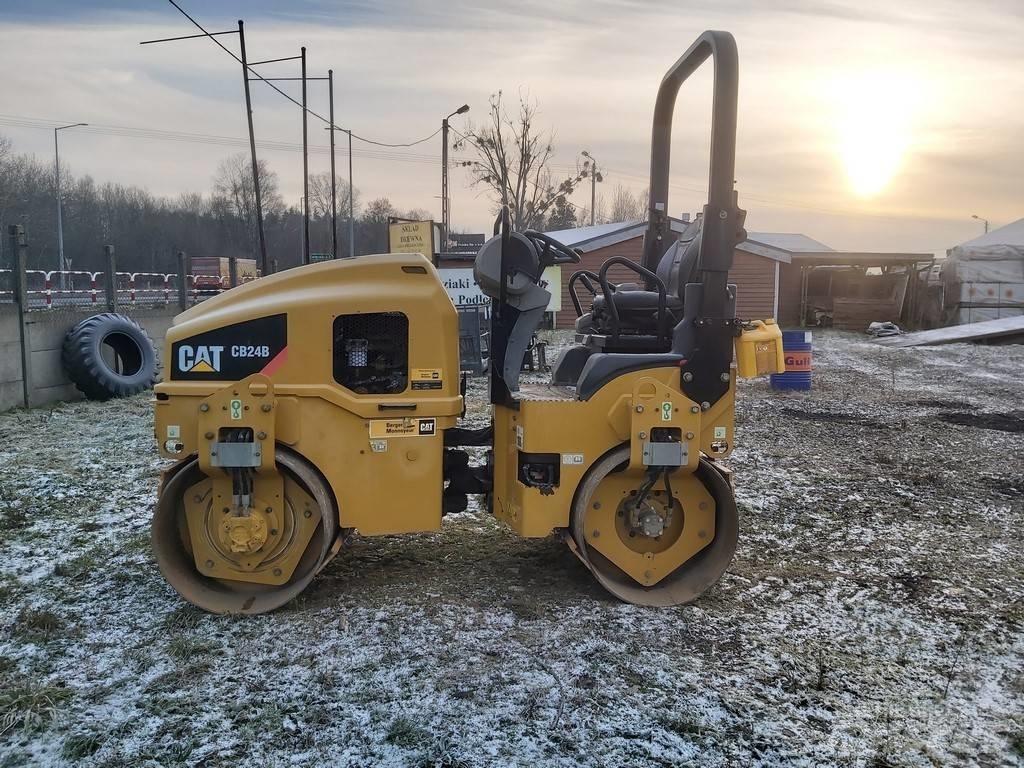 CAT CB 24 B Tandemrullid