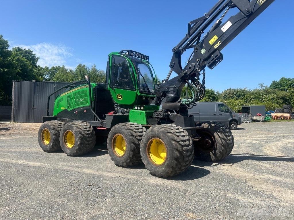John Deere 1270 G Harvesterid