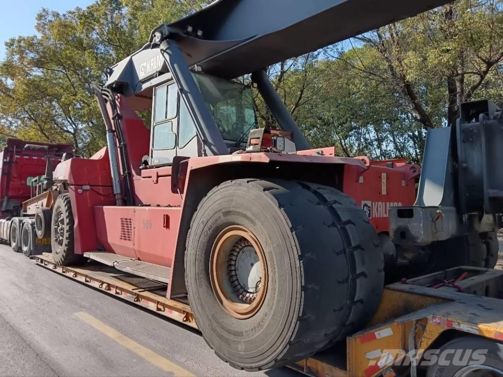 Kalmar DRT 450 Konteineritõstukid