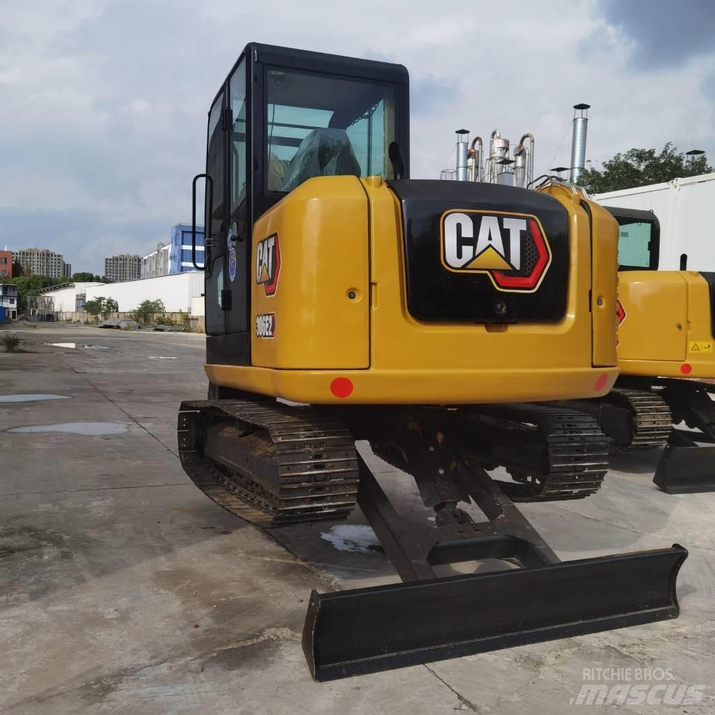 CAT 306E2 Roomikekskavaatorid