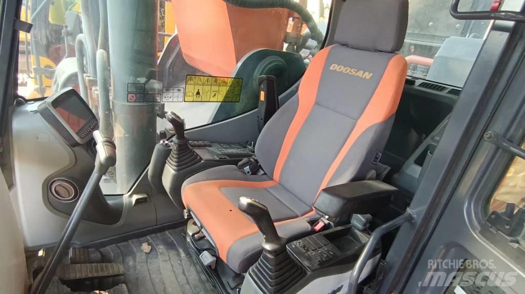 Doosan DX 530 LC-5 Roomikekskavaatorid