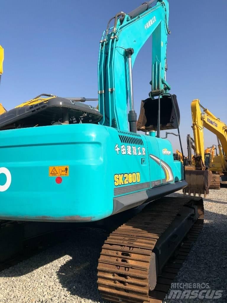 Kobelco 260 Roomikekskavaatorid