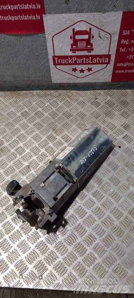 Scania 94 D.   1427567 Kabiinid