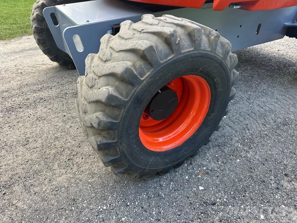 SkyJack SJ 63 AJ Iseliikuvad poomtõstukid