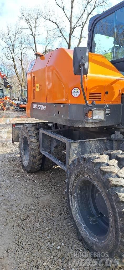 Doosan DX 100 W-7 Ratasekskavaatorid