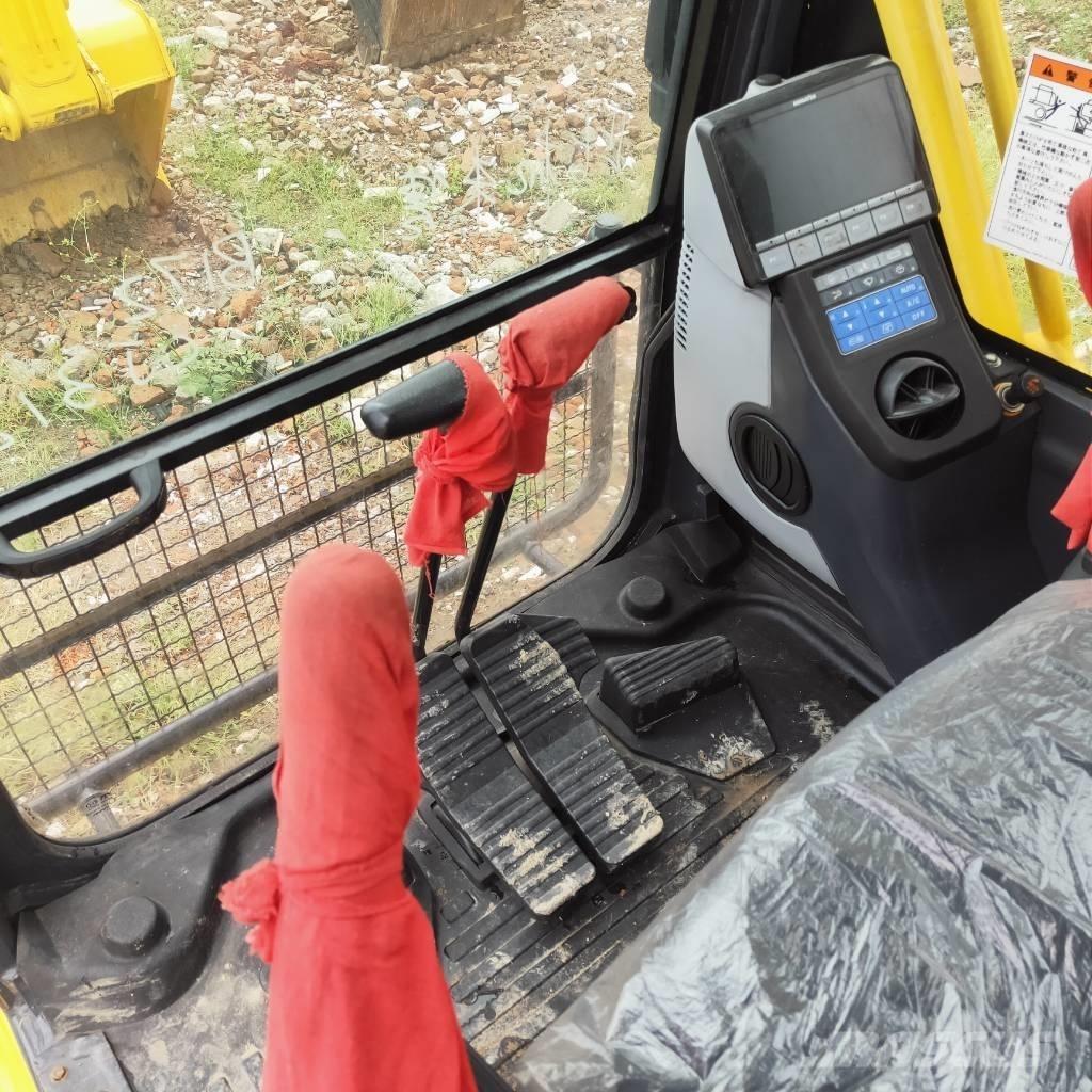 Komatsu PC200-8 Roomikekskavaatorid