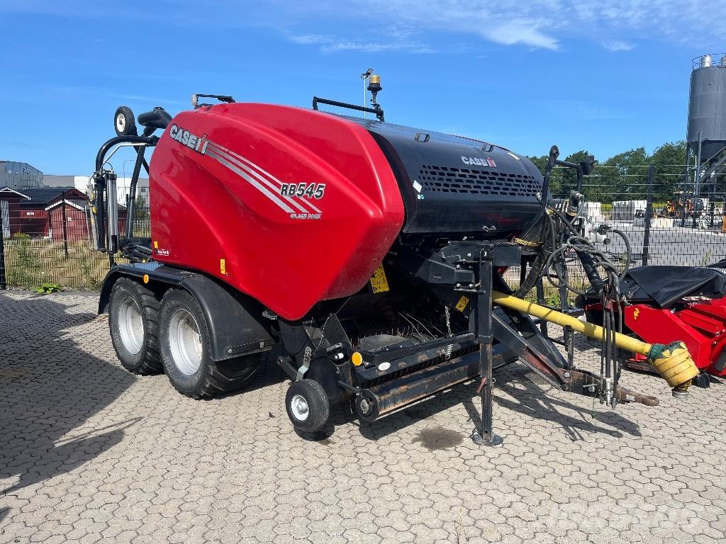 Case IH RB 545 Ruloonpressid