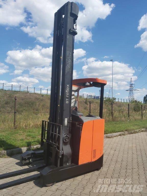 BT RR E 160 Lükandmastiga tõstukid