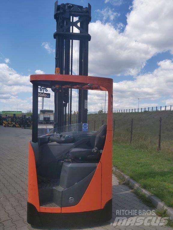 BT RR E 160 Lükandmastiga tõstukid