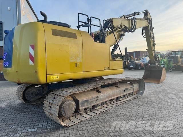 CAT 323 EL Roomikekskavaatorid