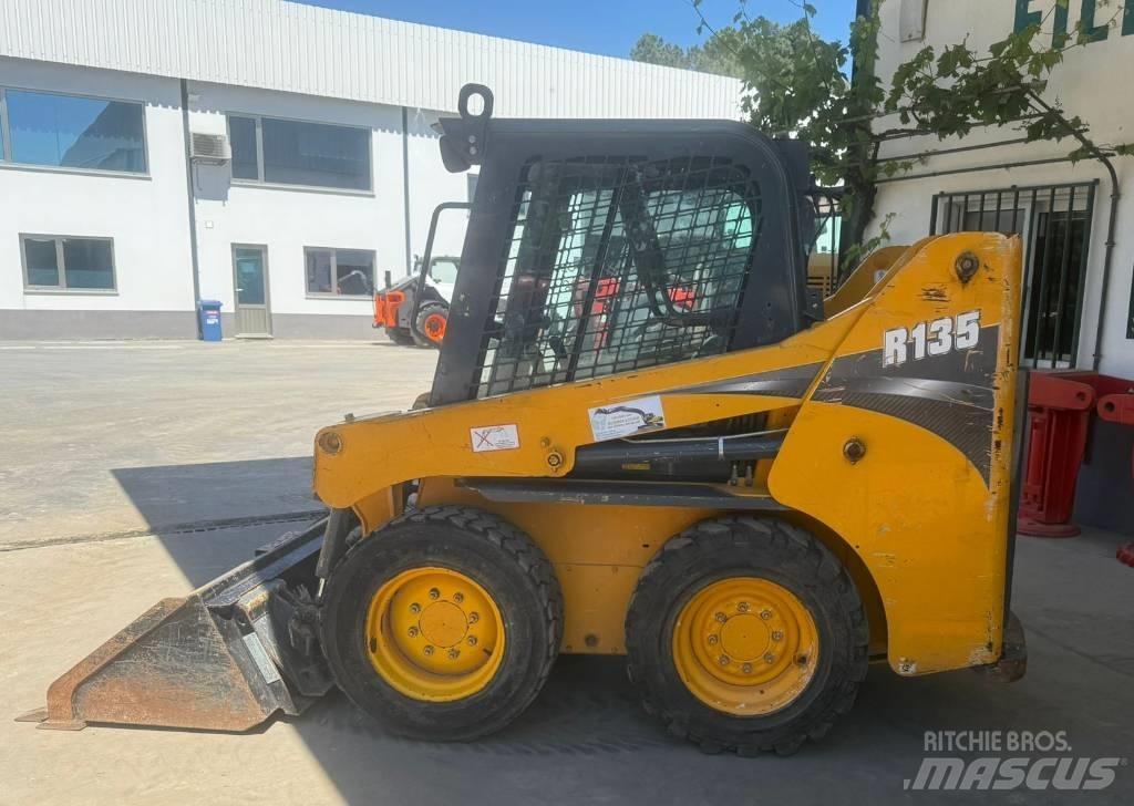 Gehl R 135 Kompaktlaadurid