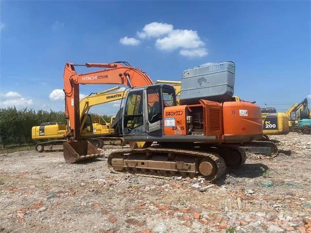 Hitachi ZX240 Roomikekskavaatorid