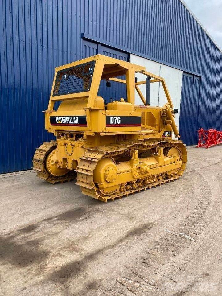 CAT D 7 G Buldooserid