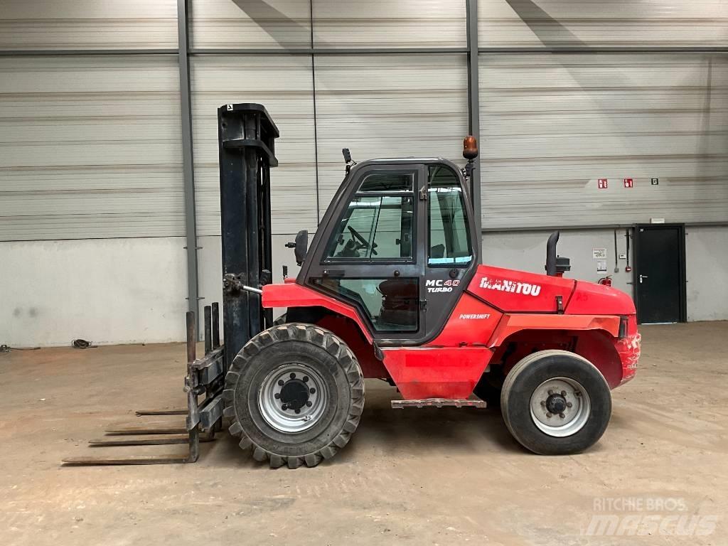 Manitou MC 40 Maastikutõstukid
