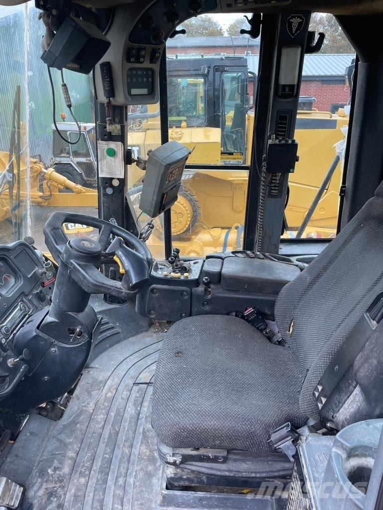 CAT 972H Rataslaadurid