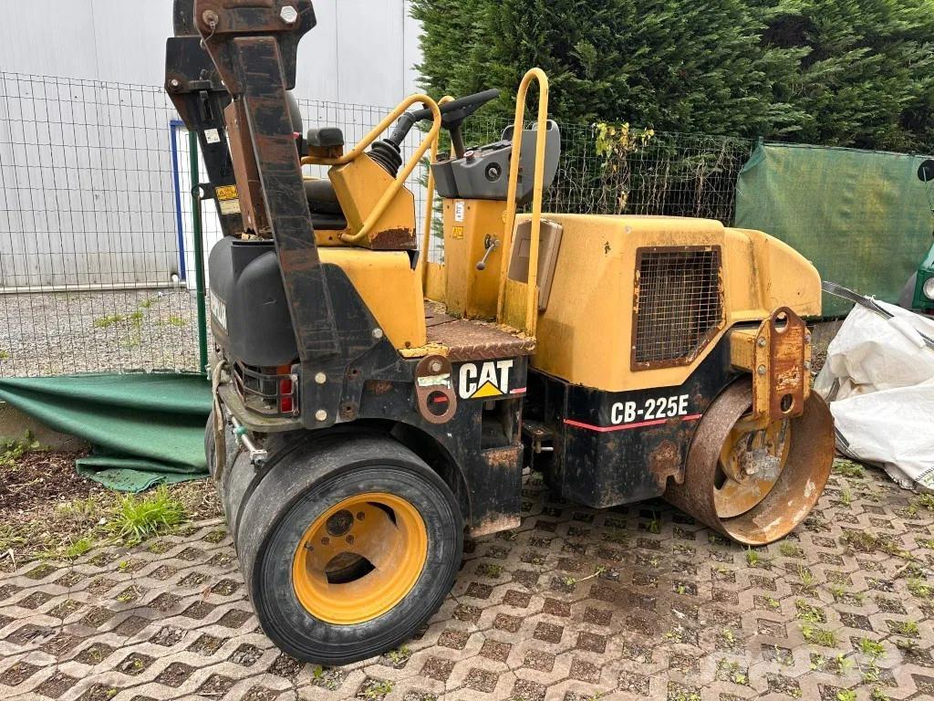 CAT CB-225E Muud rullid