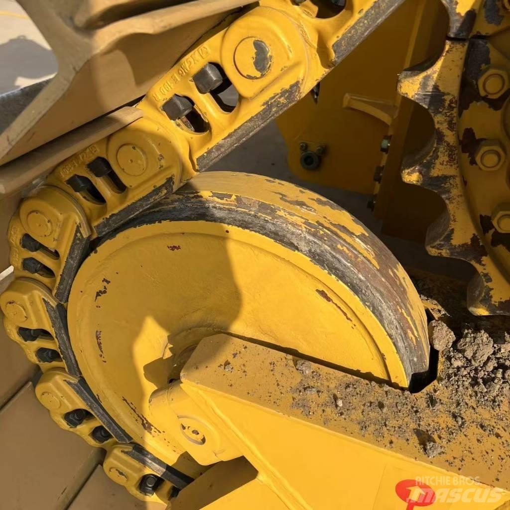 CAT D 8 R Buldooserid