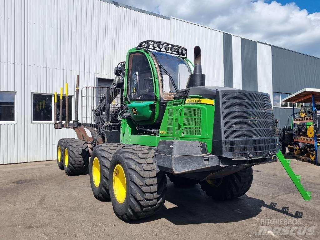 John Deere 1510G Forwarderid