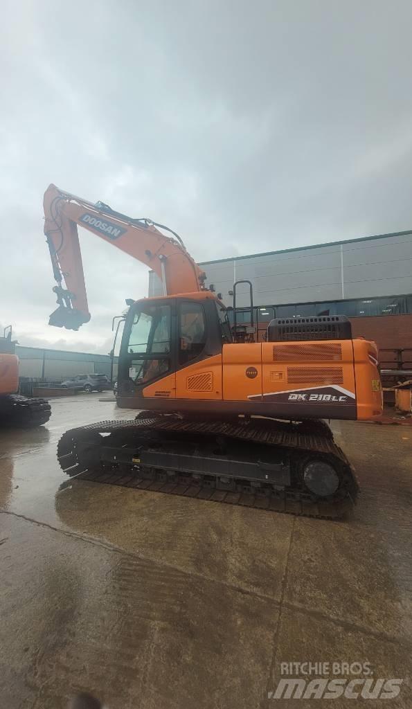 Doosan DX 210 LC-7 Roomikekskavaatorid